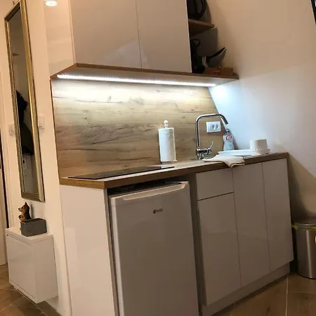 Krnjajic Diamond Hill * Divcibare