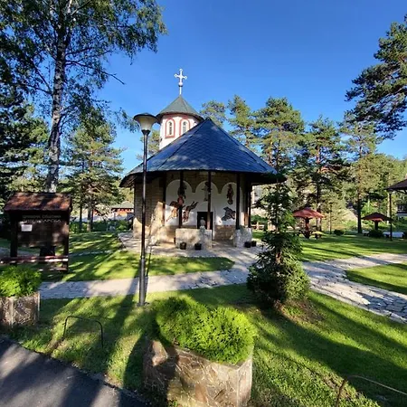 Krnjajic Diamond Hill Apartment